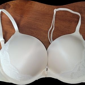 Victoria's Secret 34C Cream colored satin and lace